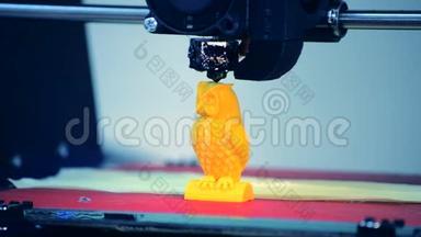 3D打印机工作。 熔融沉积<strong>模型</strong>，FDM。 3D打印机打印